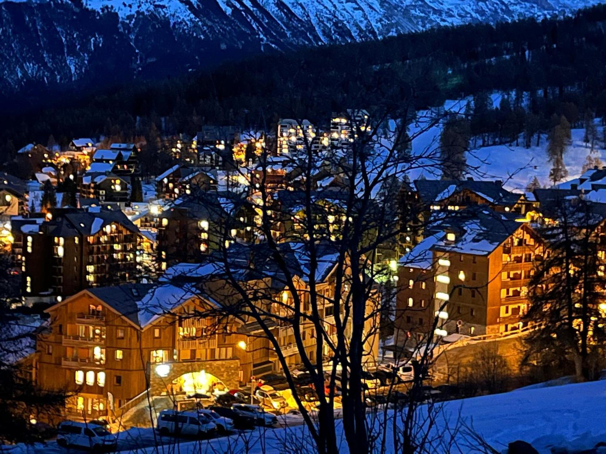 Апартаменти Le Perce-Neige Centre Station Різуль Екстер'єр фото